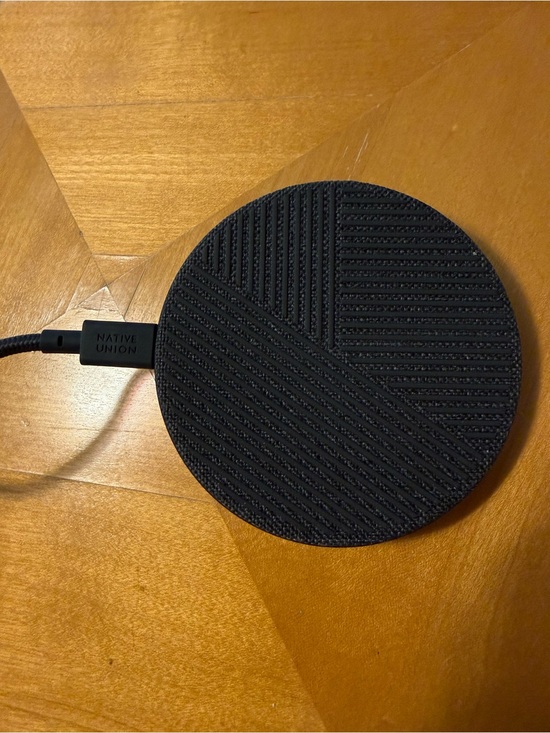 Native Union Other - Native Union Black Wireless Charging Pad